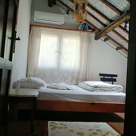 Ecer Otel
